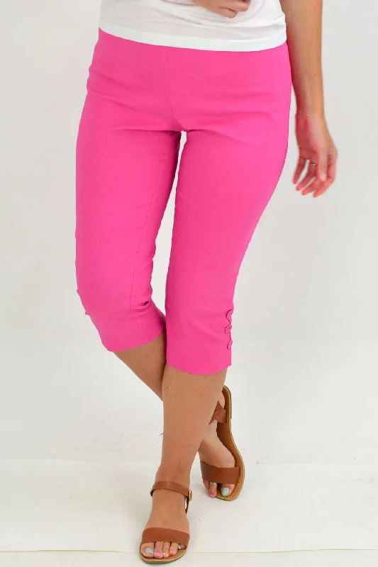 Women's Jodhpurs with Flared LegPink 3 Button 3/4 Pull on Pants