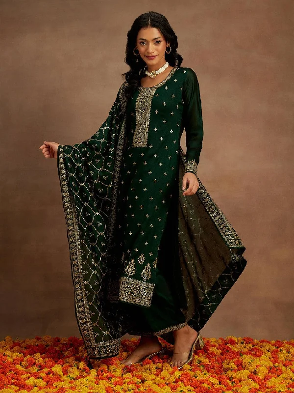 Women's OverallsGreen Embroidered Silk Blend Straight Suit With Dupatta