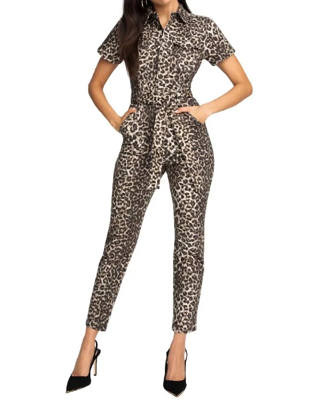 Women's Jodhpurs with Wide CollarWomen's Fit For Success Jumpsuit In Wild Cat